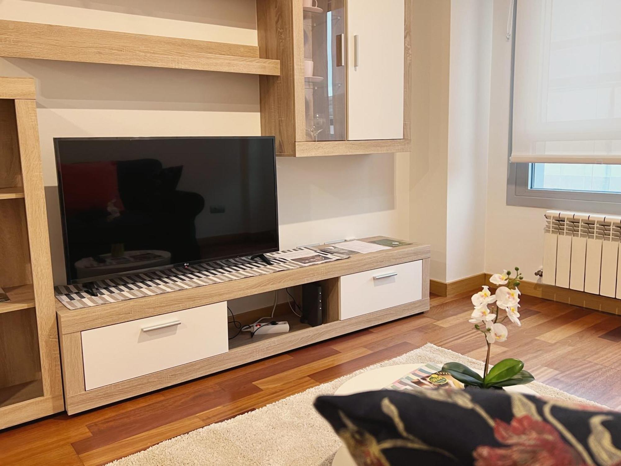 Apartamento Europa Prados Atenea Oviedo Esterno foto